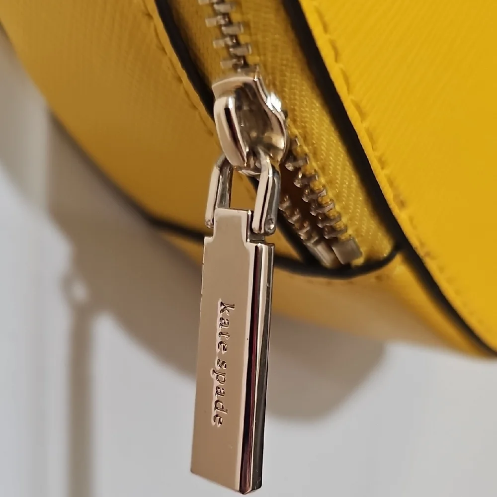 Kate Spade Heart-Shaped Yellow Mini Bag - Picture 4 of 9